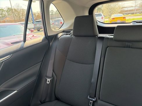 Used 2022 Toyota RAV4 LE image 13