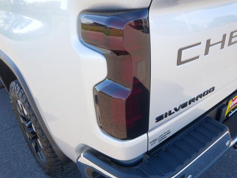 Used 2020 Chevrolet Silverado 2500 LT w/ All Star Edition AWD/4WD image 18