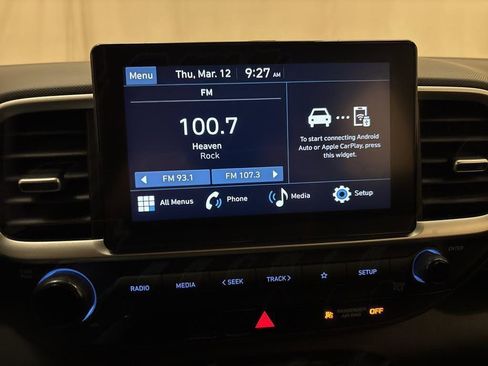 New 2026 Hyundai Venue SE FWD image 11