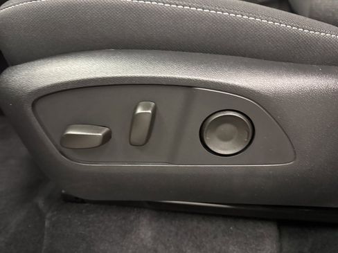 New 2026 Chevrolet Traverse LT w/ Sun and Wheel Package image 22