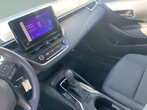 Used 2023 Toyota Corolla LE image 10