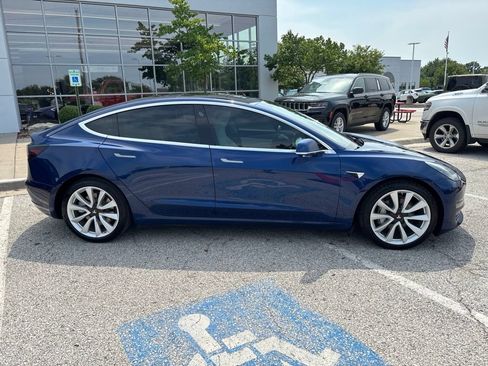 Used 2019 Tesla Model 3 AWD/4WD image 9