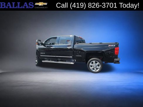 Used 2017 Chevrolet Silverado 2500 LTZ w/ Duramax Plus Package AWD/4WD image 6