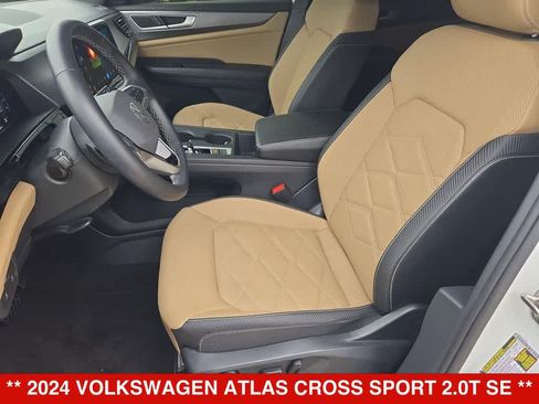 Used 2024 Volkswagen Atlas Cross Sport SE FWD image 15