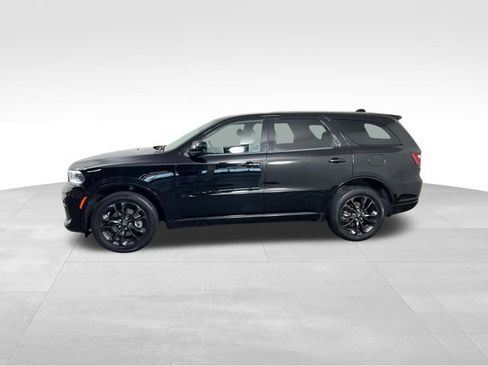 Used 2022 Dodge Durango SXT w/ Blacktop Package image 3