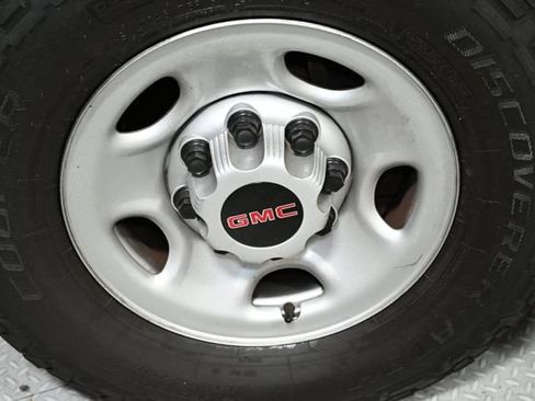 Used 2019 GMC Savana 2500 w/ Driver Convenience Package RWD image 20