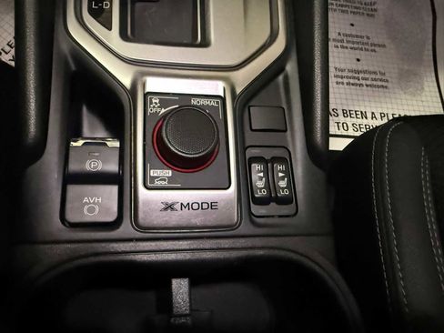 Used 2020 Subaru Forester Premium image 36