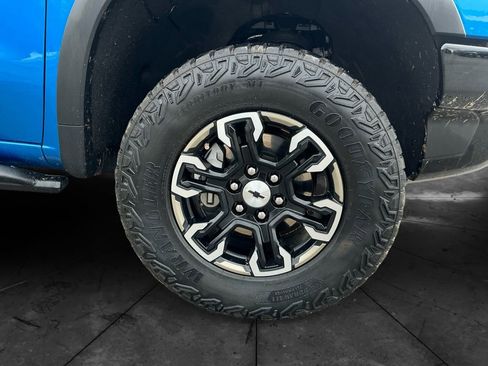 Used 2022 Chevrolet Silverado 1500 ZR2 image 15