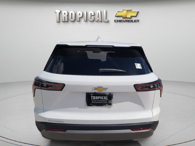 New 2027 Chevrolet Equinox LT w/ Convenience Package II FWD image 4