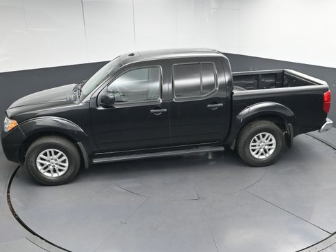 Used 2016 Nissan Frontier SV image 35