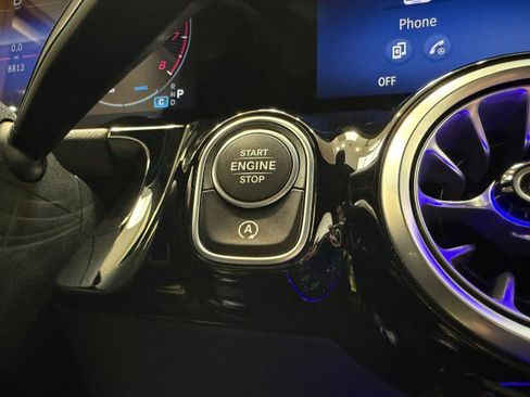 Certified 2025 Mercedes-Benz GLA 250 image 23