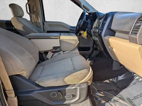 Used 2017 Ford F150 XLT w/ Equipment Group 302A Luxury image 19