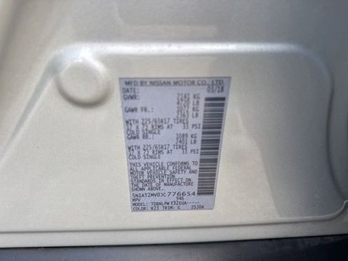 Used 2018 Nissan Rogue S image 28