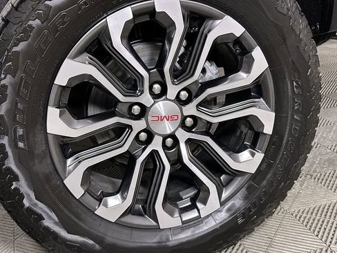New 2026 GMC Canyon Denali AWD/4WD image 34