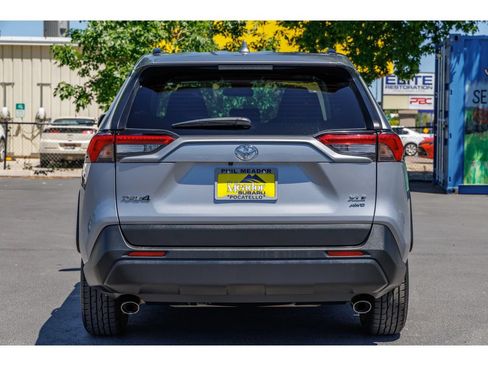 Used 2024 Toyota RAV4 XLE w/ Convenience Package AWD/4WD image 4