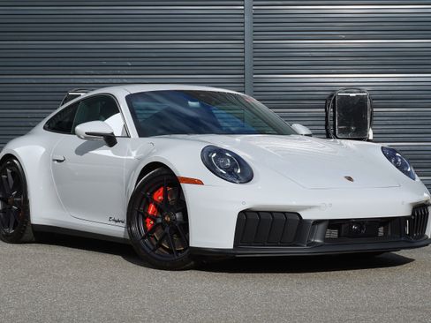 Certified 2025 Porsche 911 Carrera 4 GTS AWD/4WD image 15
