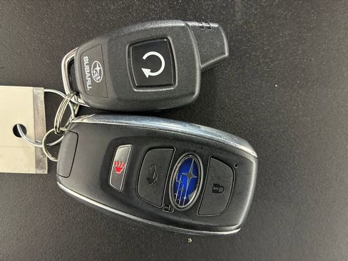 Used 2019 Subaru Outback 2.5i Touring AWD/4WD image 38