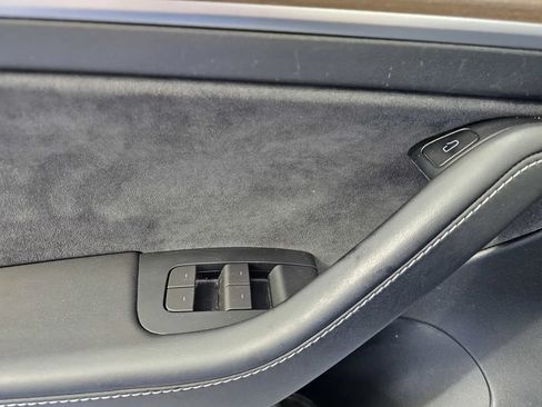 Used 2023 Tesla Model 3 Standard Range RWD image 13