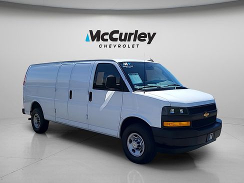 Used 2025 Chevrolet Express 2500 Extended w/ Driver Convenience Package RWD image 1