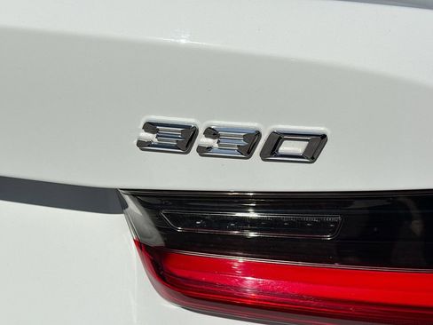 Used 2021 BMW 330i 330i w/ M Sport Package image 11