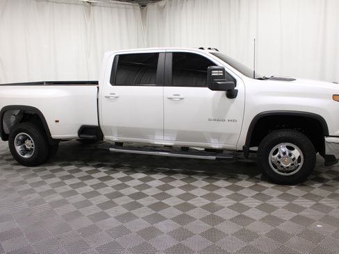 Used 2024 Chevrolet Silverado 3500 LT w/ Convenience Package RWD image 28