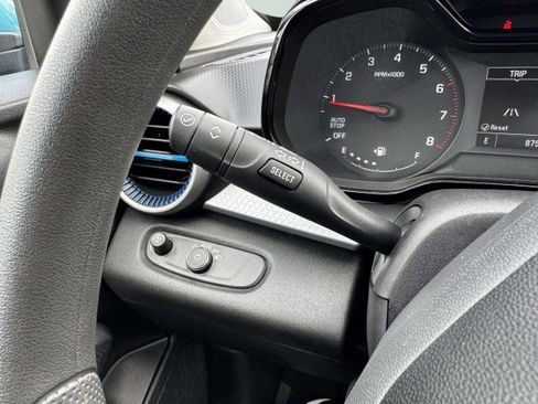 Used 2025 Chevrolet Trax LS w/ LS Convenience Package image 22