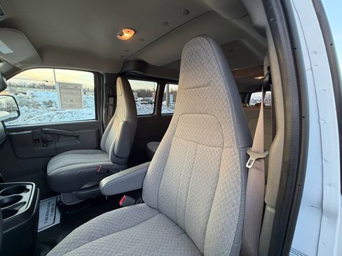 Used 2023 Chevrolet Express 3500 LS image 14