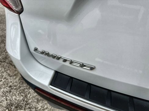 Used 2020 Ford Explorer Limited RWD image 14