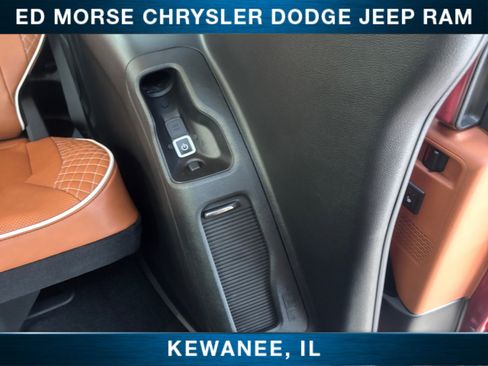 New 2026 Chrysler Pacifica Pinnacle image 22