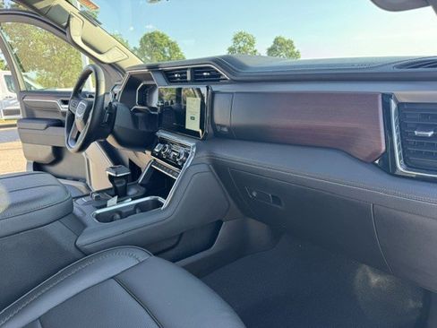 Used 2026 GMC Sierra 1500 Denali AWD/4WD image 44