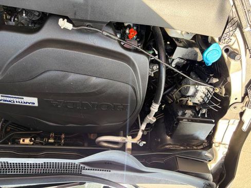 Used 2019 Honda Odyssey EX-L image 38