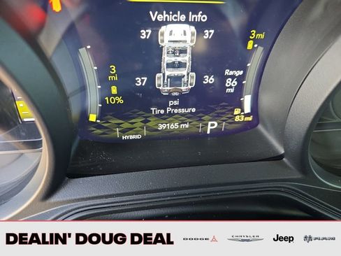 Used 2024 Jeep Wrangler Unlimited w/ LED Headlamp & Fog Lamp Group AWD/4WD image 17