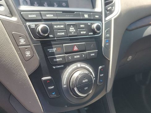 Used 2018 Hyundai Santa Fe Sport FWD image 19