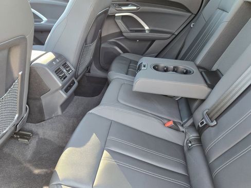 Certified 2025 Audi Q5 Premium Plus w/ Premium Plus image 38