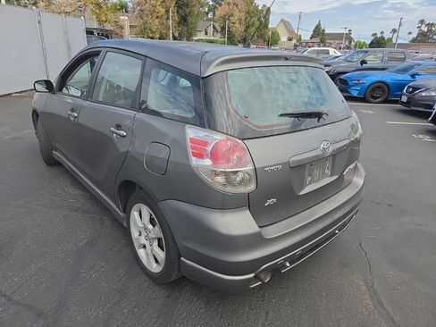 Used 2005 Toyota Matrix XR FWD image 3