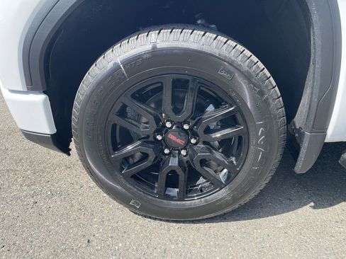 New 2026 GMC Sierra 1500 Elevation w/ Elevation Premium Package AWD/4WD image 34