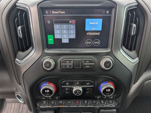 Used 2022 GMC Sierra 2500 Denali AWD/4WD image 11