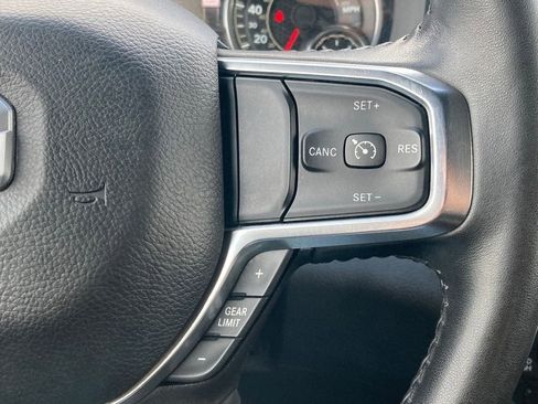 Used 2024 RAM 1500 Laramie AWD/4WD image 17