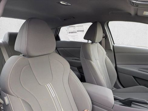 New 2026 Hyundai Elantra Sport image 21