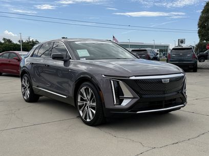 Certified 2025 Cadillac Lyriq Luxury w/ LPO, Floor Liner Package