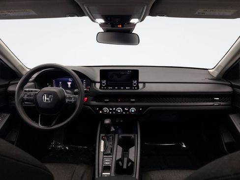 Used 2025 Honda Accord SE image 14