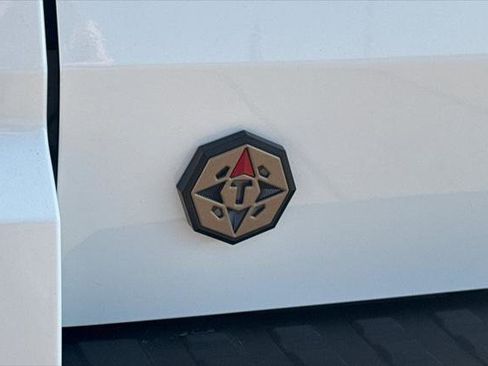 Certified 2025 Toyota 4Runner 4WD image 34