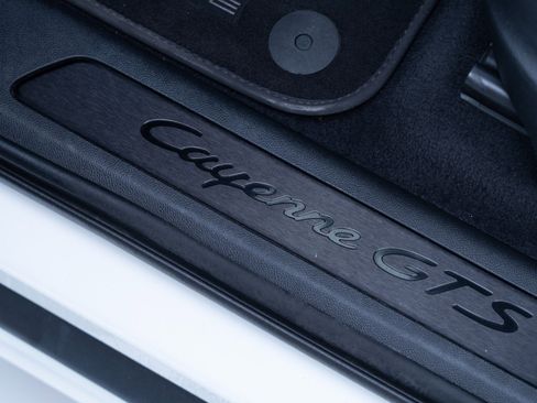 Used 2021 Porsche Cayenne GTS image 15