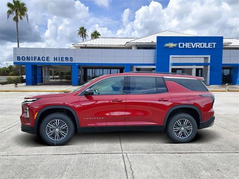 New 2026 Chevrolet Traverse LT w/ Driver Confidence Package image 4