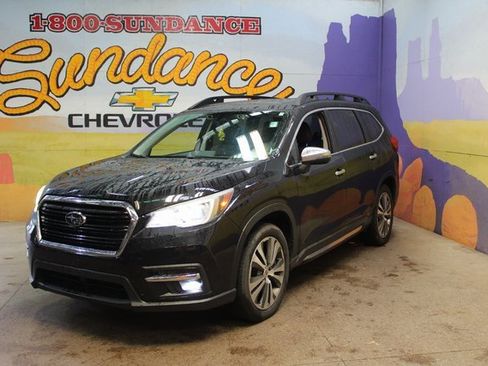 Used 2019 Subaru Ascent Touring image 2