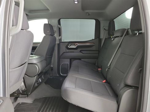 Used 2023 Chevrolet Silverado 1500 LT image 9