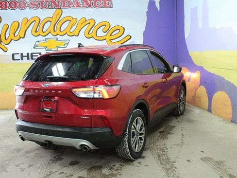 Used 2021 Ford Escape SEL w/ Class II Trailer Tow Package image 8
