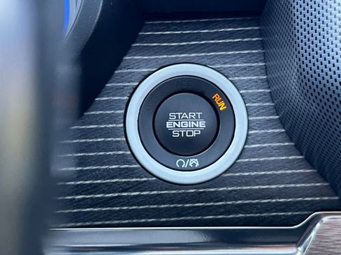 Used 2020 RAM 1500 Limited image 24