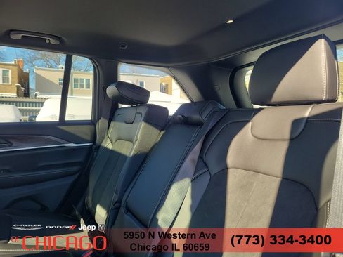 New 2026 Jeep Grand Cherokee Altitude AWD/4WD image 11