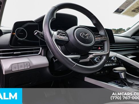 Used 2023 Hyundai Elantra Limited image 27